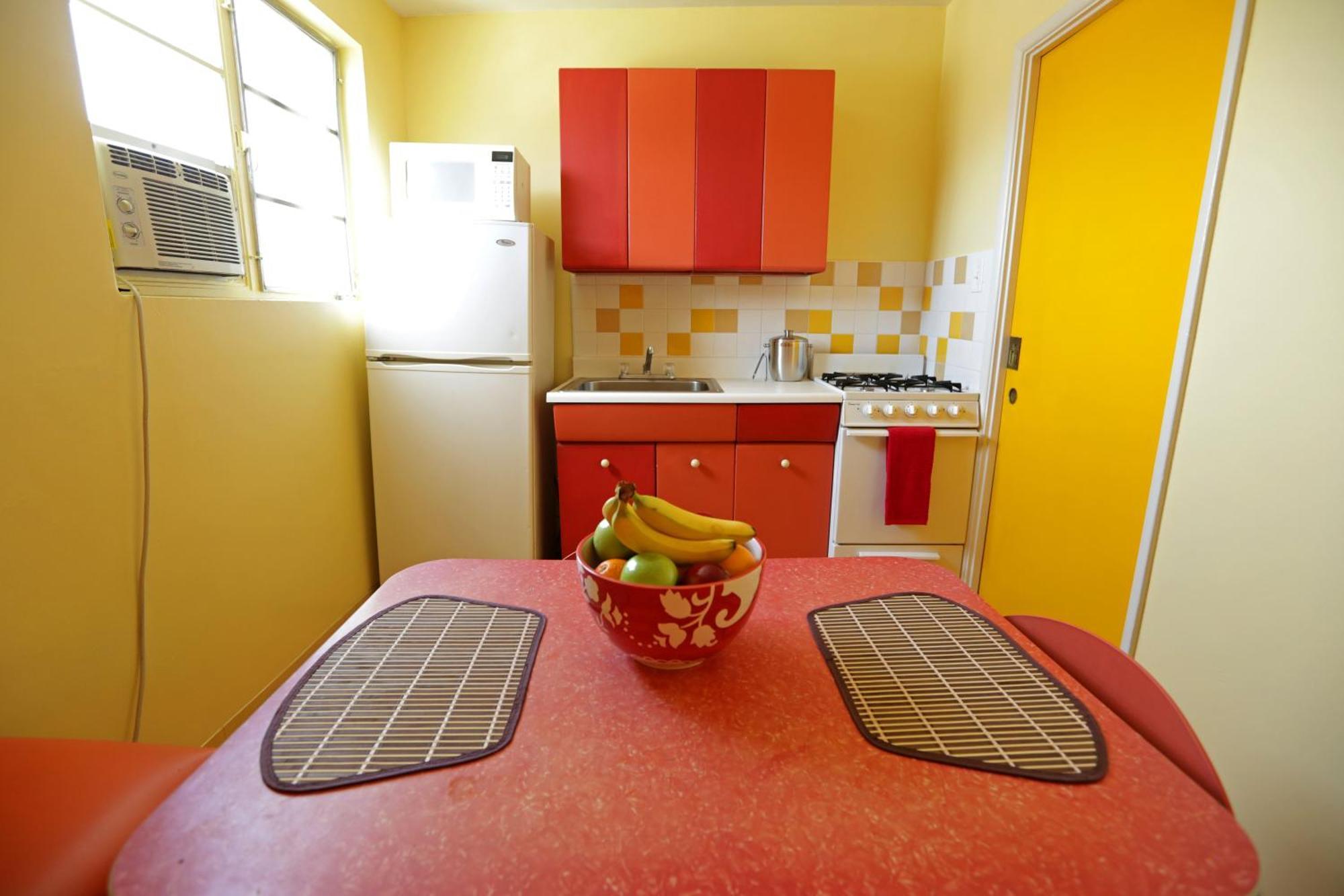 Lit dans Dortoir pour Femmes de 6 Lits